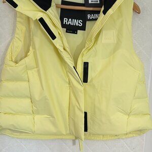 $100 off RAINS Loop W Vest